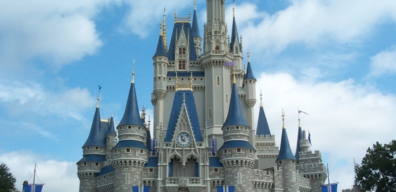 The Lighting Magical Kingdom Of Lego Disney Castle Will Surprise You!