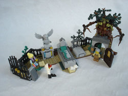 Ghost-Catching Adventure With Lighting Graveyard Mystery 70420 Set