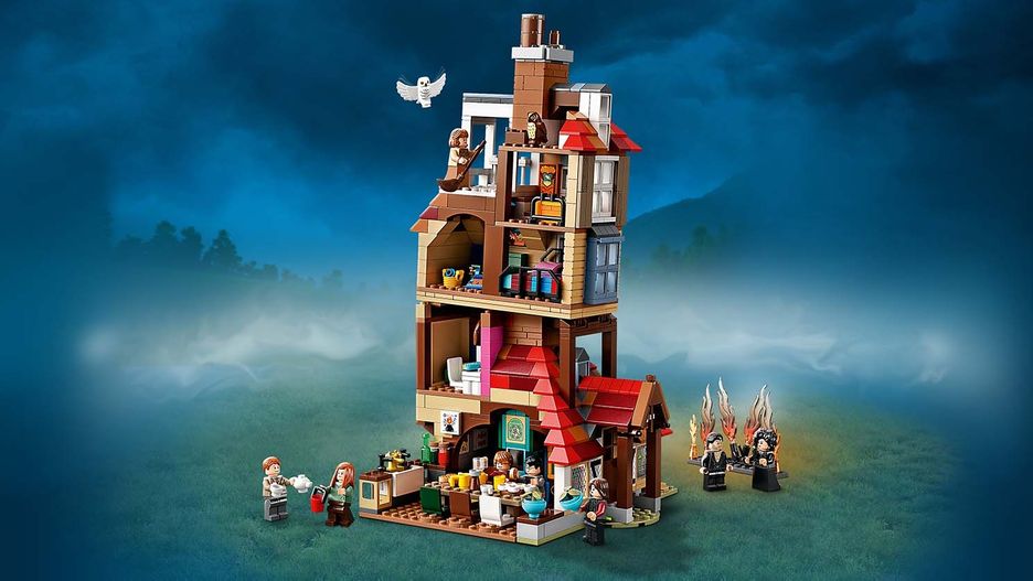 Recreate The Magical Most Dramatical Scenes From HarryPotter With Attack on The Burrow 75980