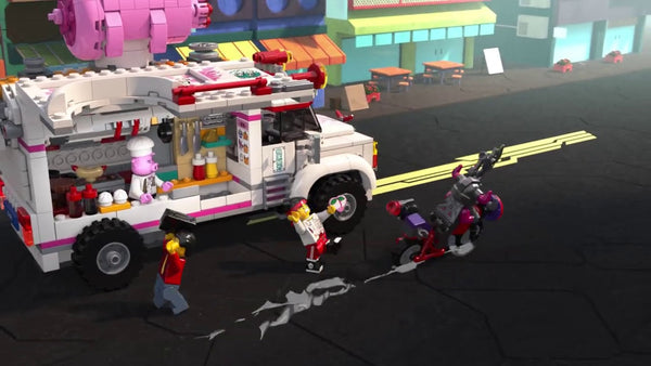 Action-Packed Playtime Adventures with Lighting Pigsy’s Food Truck 80009