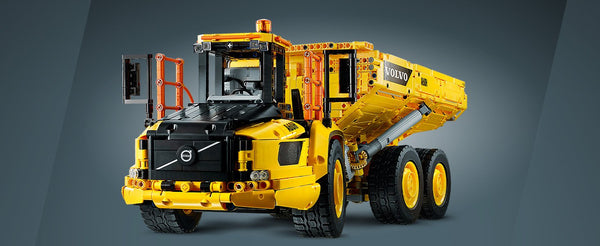 Experience the thrill of being a real truck driver control of Articulated Hauler 42114