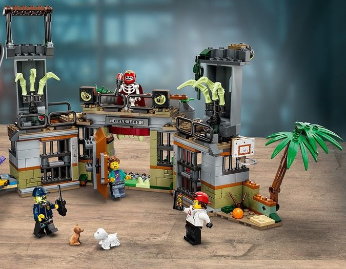 An Amazing Augmented Reality experience With Lego Newbury Abandoned Prison 70435