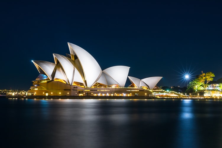 Incredible Lighting Lego Sydney Set 21032