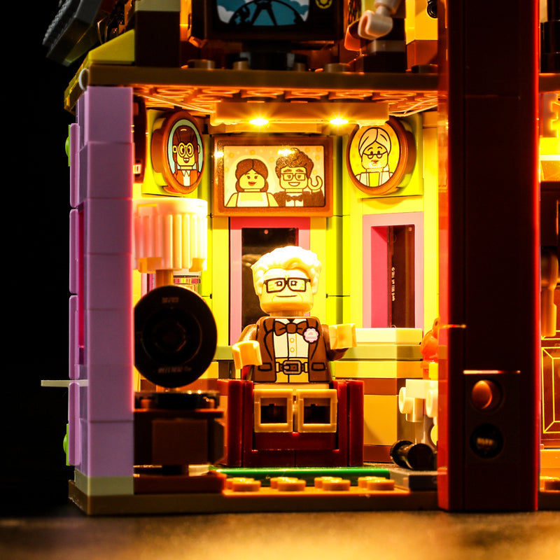 LEGO 'Up' House 43217 Light Kit