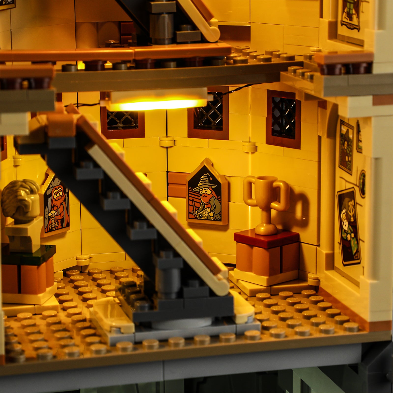 Briksmax 2.0 Light Kit For Hogwarts™ Castle: The Main Tower #76454-15