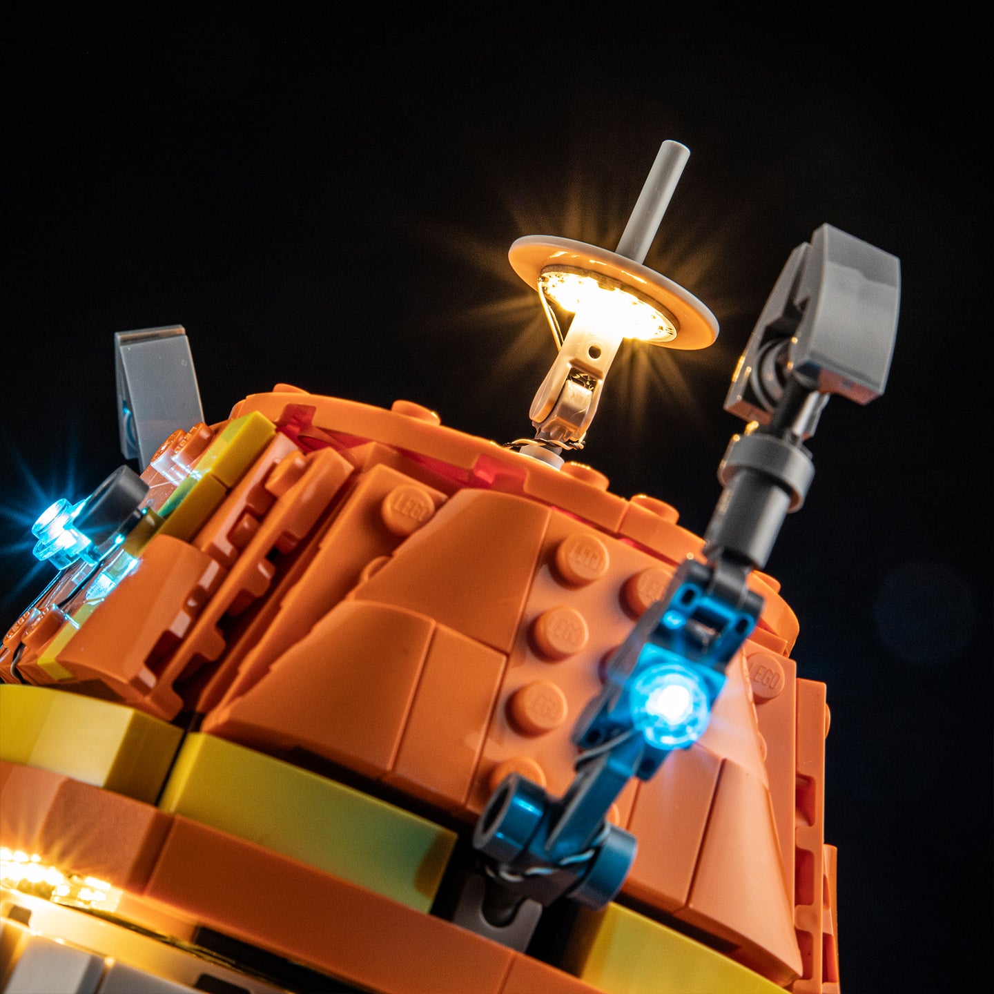 BriksMax 2.0 Light Kit For Chopper (C1-10P)™ Astromech Droid #75416-10
