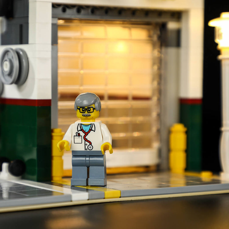 Corner Garage 10264 lego review
