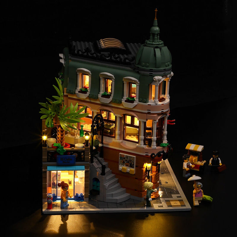 lego boutique hotel 10297 with lights